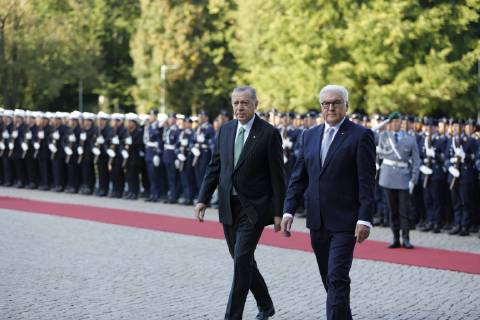 Turkish President Recep Tayyip Erdogan Berlin: Turkish President Recep Tayyip Erdogan will receive military honors at Bellevue Palace. The photo shows the Federal President Frank-Walter Steinmeier and the Turkish President Recep Tayyip Erdogan Berlin Berlin-Tiergarten Germany  SimonexKuhlmey