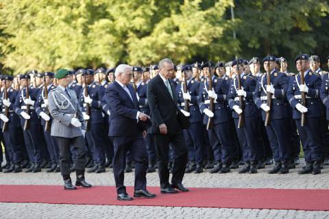 Turkish President Recep Tayyip Erdogan Berlin: Turkish President Recep Tayyip Erdogan will receive military honors at Bellevue Palace. The photo shows the Federal President Frank-Walter Steinmeier and the Turkish President Recep Tayyip Erdogan Berlin Berlin-Tiergarten Germany  SimonexKuhlmey