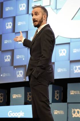 Jan Böhmermann at the 6-bit Pretzels Founders Festival 2018 at the ICM Munich 30 09 2018 Foto:xP.xSchönbergerx xFuturexImage