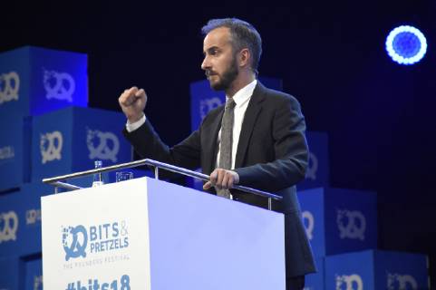 Jan Böhmermann at the 6-bit Pretzels Founders Festival 2018 at the ICM Munich 30 09 2018 Foto:xP.xSchönbergerx xFuturexImage