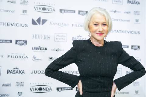 2018-11-28 Vilnius Lithuania. British actress Dame Helen Mirren arrives to Lithuanian designer Juozas Statkevicius fashion show in Vilnius on Wednesday 28 November 2018. Mirren is taking part in filming Sky and HBO drama Catherine the Great about 18th century Russian Empress. LITHUANIA OUT. Vilnius Lithuania  Copyright: xJuliusxKalinskasx