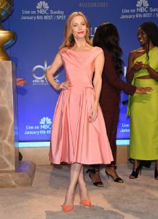 06 December 2018 - Beverly Hills, California - Leslie Mann . 2018 Golden Globes Nominations held at Beverly Hilton Hotel. Photo Credit: Birdie Thompson AdMedia 233097 2018-12-06 CA Beverly Hills Etats-Unis  Copyright: xAdMediax STAR_233097_021