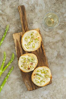  Mini tarte flambee  Copyright: xECoelfenx Panthermedia17877294