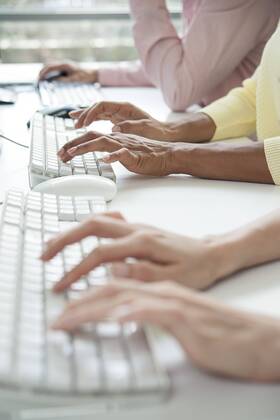 Call center operators must be fast typists  Copyright: OdilonxDimier B51173828