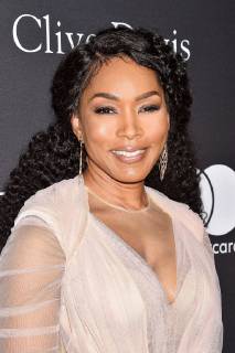 Angela Bassett arriving to the Clive Davis GRAMMY Gala on 9 02 2019 in Los Angeles The Recording Academy Clive Davis 2019 GRAMMY Gala in Beverly Hills Los Angeles