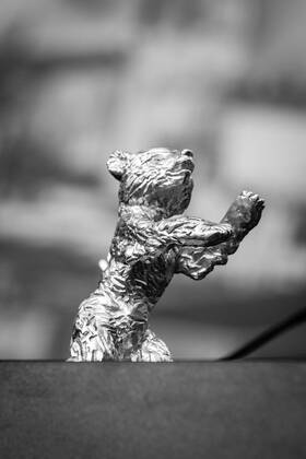 February 16, 2019 - Berlin, Germany - (EDITOR S NOTE: Image was converted to black and white) Silver Bear for Best Screenplay during the press conference after the closing ceremony of the 69th Berlinale International Film Festival Berlin at Berlinale Palace on February 16, 2019 in Berlin, Germany. Berlin Germany  - ZUMAn230 20190216_zaa_n230_1409 Copyright: xManuelxRomanox