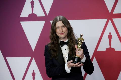 Ludwig Goransson poses with the best original score statuette for Black Panther during the 91th Academy Awards, in Hollywood, California, United States, 24 February 2019. 91st Academy Awards in Hollywood !ACHTUNG: NUR REDAKTIONELLE NUTZUNG!  Copyright: xARMANDOxARORIZOx AME9210 20190225-636866708606807749