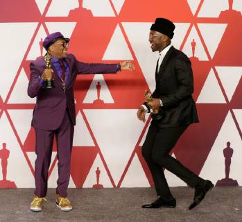 Spike Lee (L) winner Best Adapted Screenplay for BlacKkKlansman, and Mahershala Ali, winner Best Actor in a Supporting Role for Green Book, appear backstage with their Oscars during the 91st annual Academy Awards at Loews Hollywood Hotel in the Hollywood section of Los Angeles on February 24, 2019.  LAP20190224806 JOHNxANGELILLO
