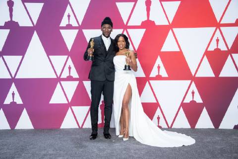 February 24, 2019 - Hollywood, California, U.S. - Oscar Winners Mahershala Ali and Regina King pose backstage during the live ABC Telecast of The 91st Oscars at the Dolby Theatre in Hollywood. Hollywood U.S. - ZUMAz03_ 20190224_sha_z03_909 Copyright: xAMPASx
