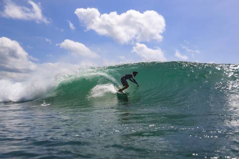 Indonesia, Bali, Kuta, surfer model released Symbolfoto  KNTF02596
