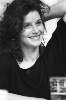 Adelheid Arndt actress 02 85 rag Adelheid Arndt during the Berliner Filmfestspiele 15 26 February 1985 Berlin Festspiele Berlinale Deutschland deutsch deutsche Frau Schauspiel Film Kino Theater german actress hoch gesticulating laughing smiling Portrait sw