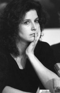 Adelheid Arndt actress 02 85 rag Adelheid Arndt during the Berliner Filmfestspiele 15 26 February 1985 Berlin Festspiele Berlinale Deutschland deutsch deutsche Frau Schauspiel Film Kino Theater german actress hoch aufgestützt nachge nachge nachgestütztlich ernst Portrait neutral sw