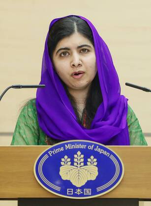 Berühmte Feministinnen, Malala Yousafzai Nobel laureate Malala Yousafzai in Japan Nobel Peace Prize laureate Malala Yousafzai of Pakistan attends a joint press conference with Japanese Prime Minister Shinzo Abe at the premier s office in Tokyo on March 22, 2019. 