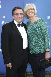 Elmar Wepper with wife Anita at the award ceremony of the 31 Bavarian Television Prize 2019 in the Prinzregententheater Munich, 24 05 2019 Foto:xF.xGulottax xFuturexImage