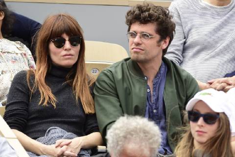 Arthur Dupont et sa compagne CELEBRITES : Internationaux de France 2019 Roland Garros - Village - 29 05 2019 JBAutissier Panoramic