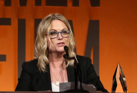 BEVERLY HILLS, CA - JUNE 12: Amy Poehler, at the 2019 Women In Film Annual Gala_Inside at the Beverly Hilton Hotel in Beverly Hills, California on June 12, 2019. Copyright: xFayexSadoux