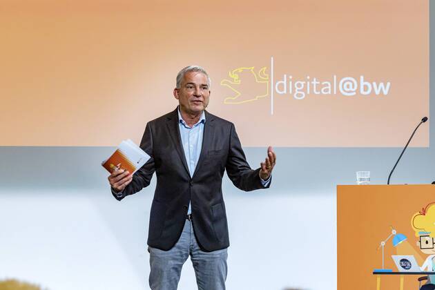DEU, Germany, Baden Württemberg, Tuttlingen, 19 07 2019 Thomas Strobl Minister of the Interior and Digitisation BW digital@bw Festival Future Health Digital in Tuttlingen At the World Centre for Medical Technology, the Baden-Württemberg state government is focusing on the health sector Digitisation is a f