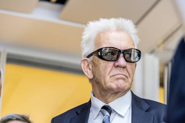 DEU, Germany, Baden Württemberg, Tuttlingen, 19 07 2019 Minister President Winfried Kretschmann with 3D glasses digital@bw Festival Future Health Digital in Tuttlingen At the World Centre for Medical Technology, the state government of Baden-Württemberg is focusing on the health sector Digitisation is a focal point
