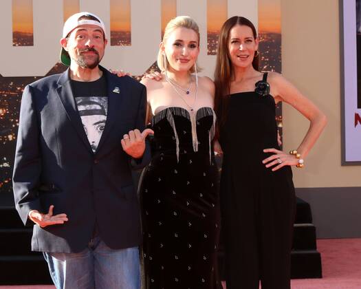 July 22, 2019 - Los Angeles, CA, USA - LOS ANGELES - JUL 22: Kevin Smith, Harley Quinn Smith, Jennifer Smith at the Once Upon a Time in Hollywod Premiere at the TCL Chinese Theater IMAX on July 22, 2019 in Los Angeles, CA Los Angeles USA - ZUMAb170 20190722_zap_b170_107 Copyright: xKayxBlakex