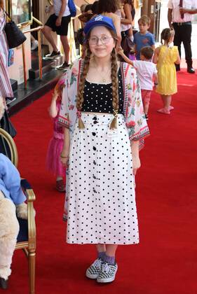 Harry Potter Star Jessie Cave Expects Her Thi Imago