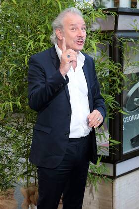 Award GOETZ GEORGE PRIZE 2019 Leander Haussmann on the Red Carpet for the award of the GOETZ GEORGE PRIZE on 19 August 2018 in the Astor Film Lounge The endowed prize shall commemorate this lifes work of Goetz George Berlin Charlottenburg Berlin Germany