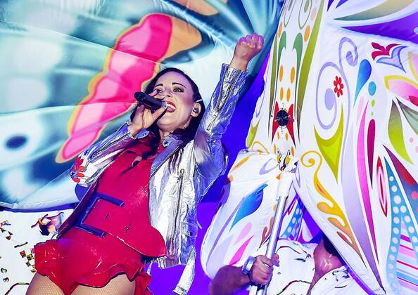 Berlin The 90s live tour 24 08 2019, v l Jasmin Wagner Bluemchen will be on stage on 24 08 2019 at the 90s live party in Berlin Hoppegarten Copyright: xEIBNER DanielxLakomskix EP_DLI