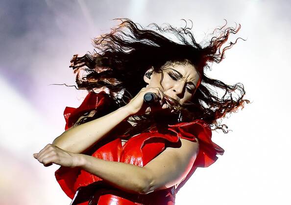 Berlin The 90s live tour 24 08 2019, v l Jasmin Wagner Bluemchen will be on stage on 24 08 2019 at the 90s live party in Berlin Hoppegarten Copyright: xEIBNER DanielxLakomskix EP_DLI