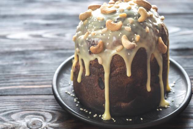  Homemade panettone  Copyright: xAlex9500x Panthermedia26765951