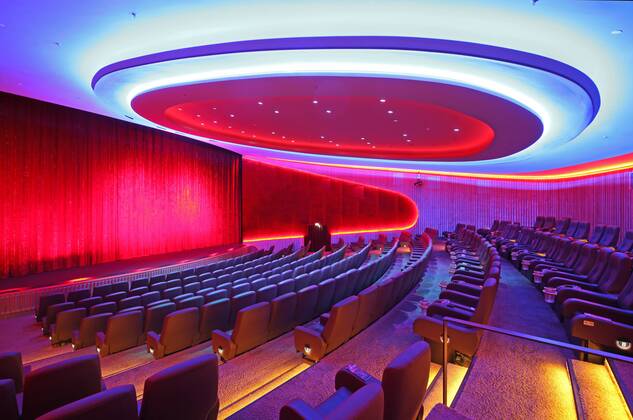 Zoo Palast 29 08 2019 Light design in the cinema Zoo Palast, Zoopalast, hall 2, historical cinema hall 2, Hardenbergstrasse 29A, Berlin 29 08 2019