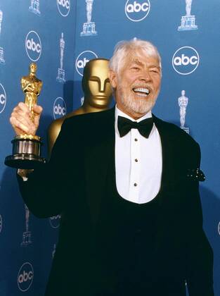 OSCARS. Bester Nebendarsteller. Preisträger 1991-2000 James Coburn 1999 Academy Awards Oscars 03 April 1999  Copyright: MaryxEvansxAFxArchive 12044405 editorial use only  