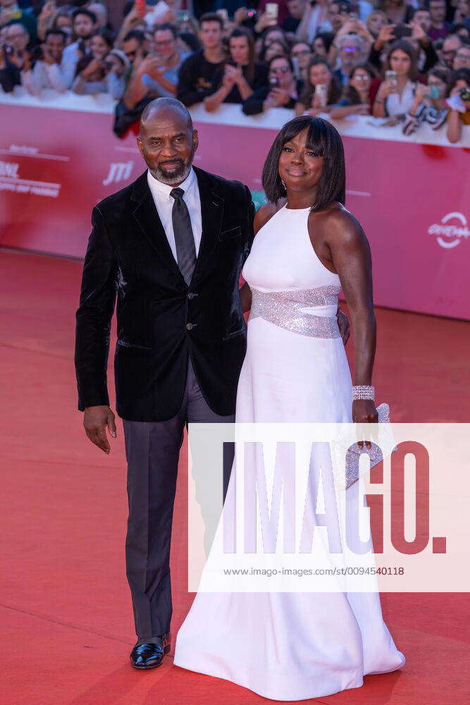 viola davis red carpet