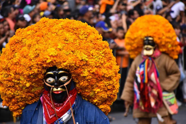 Day of the Dead International Parade in Mexico City MEXICO CITY, MEXICO - OCTOBER 27: Participants take part during the commemorative Day of the Dead International Parade as part of celebrations of the mexican traditions Day of the Dead (Dia de Muertos) at Hemiciclo a Juarez on October 27, 2019 in Mexico City, Mexico  Copyright: xCarlosxTischlerx EYE_9395