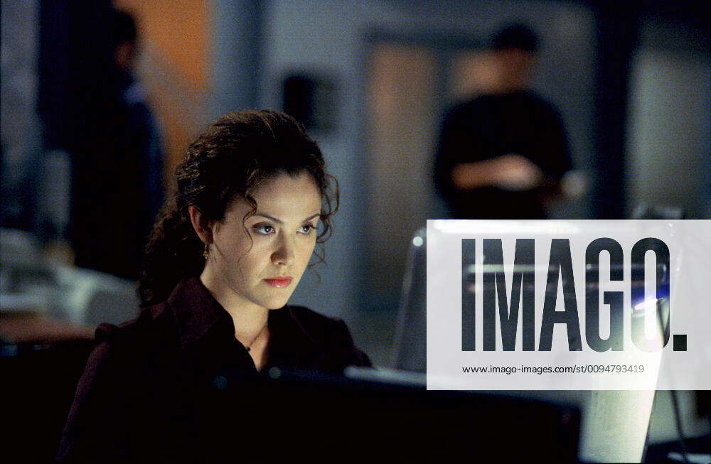 Reiko Aylesworth 24