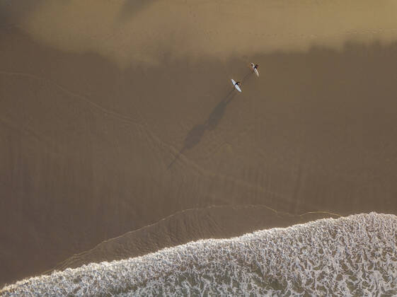 Aerial view of surfers at the beach Indonesia, Bali CR_KOTRIN191016E-220211-01