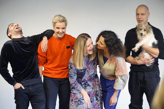 Hassan Akkouch, Melina Borcherding, Sarina Radomski, Sesede Terziyan, Christoph Grunert and the dog Stulle at the photo shoot for the ARD crime series WaPo Berlin at the 25hours Hotel Bikini Berlin, 05 12 2019 Foto:xT.xBartillax xFuturexImage