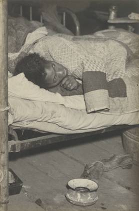 Arkansas Flood Refugee, Walker Evans (American, 1903 - 1975), 1937, Gelatin silver print, 19.5 x 12.9 cm (7 11 16 x 5 1 16 in.)  Copyright Artokoloro LCD3_191706_06509