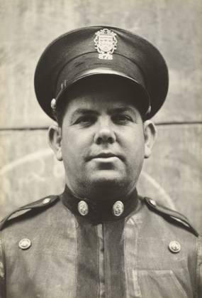 Havana Policeman, Walker Evans (American, 1903 - 1975), 1933, Gelatin silver print, 19.5 x 13.3 cm (7 11 16 x 5 1 4 in.)  Copyright Artokoloro LCD3_191706_06513