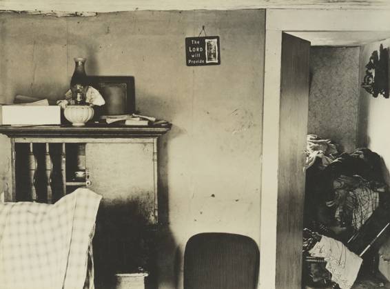 New York State Farm Interior, Walker Evans (American, 1903 - 1975), 1931, Gelatin silver print, 18.3 x 22.4 cm (7 3 16 x 8 13 16 in.)  Copyright Artokoloro LCD3_191706_06531