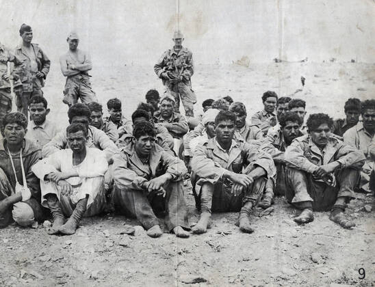 ALGERIAN WAR Group of Algerian prisoners framed by French soldiers Anonymous photograph around 1958 for French propaganda Credit Collection IM Kharbine Tapabor  KH202435