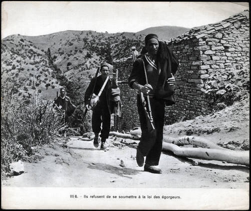 ALGERIAN WAR They refuse to submit to the law of the Algerian cutthroats allied to the French army Anonymous photograph around 1958 for the French propaganda Credit Collection IM Kharbine Tapabor  KH202442