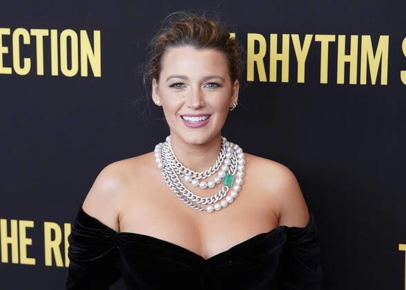 Bilder des Jahres 2020, Entertainment 01 Januar Entertainment Bilder des Tages Blake Lively arrives on the red carpet at The Rhythm Section New York Screening at Brooklyn Academy of Music on January 27, 2020 in New York City.  NYP20200127155 JOHNxANGELILLO