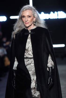 Bilder des Jahres 2020, Entertainment 01 Januar Entertainment Bilder des Tages Models present some of the creations by Pedro del Hierro fashion brand during a runaway held as part of Mercedes-Benz Madrid Fashion Week 2020 (MBFW Madrid) at Ifema pavilion in Madrid, Spain, 29 January 2020. MBFW Madrid 2020 !ACHTUNG: NUR REDAKTIONELLE NUTZUNG!  Copyright: xKikoxHuescax GRAF1124 20200129-637159319118592166