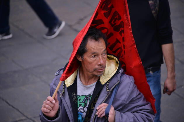 National Struggle Day protest in Mexico MEXICO CITY, MEXICO - JANUARY 31: Demonstrators take part during a march called National Struggle Day to protest for labor equality and demand labor rights and demand a job stability program during the demonstration, integrants of Union of Telephone Operators of the Mexican Republic, National Workers Union, Mexican Union of Electricians, Independent Workers Union of the Autonomous Metropolitan University participating to demand from the Federal Government a change of economic, political and social course for the country; as well as a dialogue around the Alternative Nation Project. at Reforma Avenue on January 31, 2020 in Mexico City, Mexico Copyright: xCarlosxTischlerx EYE_6469