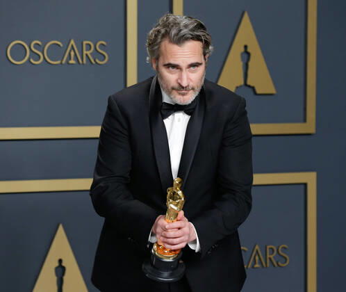 Joaquin Phoenix, winner of Best Actor in a Leading Role for Joker, appears backstage with his Oscar during the 92nd annual Academy Awards at Loews Hollywood Hotel in the Hollywood section of Los Angeles on Sunday, February 9, 2020.  LAP20200209834 JOHNxANGELILLO