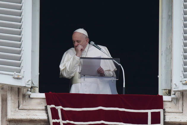Bilder des Jahres 2020, News 03 März News Themen der Woche KW09 News Bilder des Tages March 1, 2020 - Vatican City (Holy See) - POPE FRANCIS at the Angelus recalls that temptation is the attempt to take alternative ways to those of God . After the Angelus, Pope Francis asked to pray for migrants fleeing the war and made it known that, due to the cold, he will not partecipate this year in the Spiritual Exercises for the Roman Curia, which will begin this evening in Ariccia (outskirt Rome). The Pope explained that he will follow the meditations by spiritually joining the Curia. Â© via ZUMA Wire Vatican City State - ZUMAi15_ 20200301_zaf_i15_001 Copyright: xEvandroxInettix