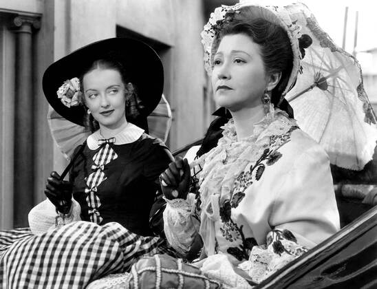 OSCARS. Beste Nebendarstellerin. PreistrÃ¤gerinnen 1937-1940 JEZEBEL, from left, Bette Davis, Fay Bainter, 1938 Courtesy Everett Collection PUBLICATIONXNOTxINxCANxCHNxFRAxITAxJPNxNORxPOLxRUSxESPxUKxUSA Copyright: xCourtesyxEverettxCollectionx MBDJEZE EC026