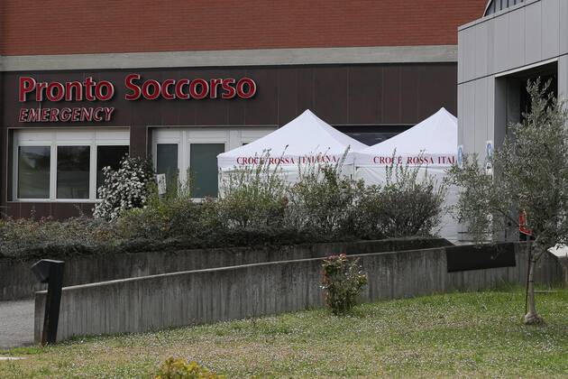 Foto IPP Ciancaglini Emmanuele Carpi 25 03 2020 Emergenza Covid-19 Emilia - Romagna nella foto: l ingresso del Pronto Soccorso dell Ospedale Ramazzini di Carpi Italy Photo Press - World Copyright Emergenza Covid-19 Emilia - Roma 0