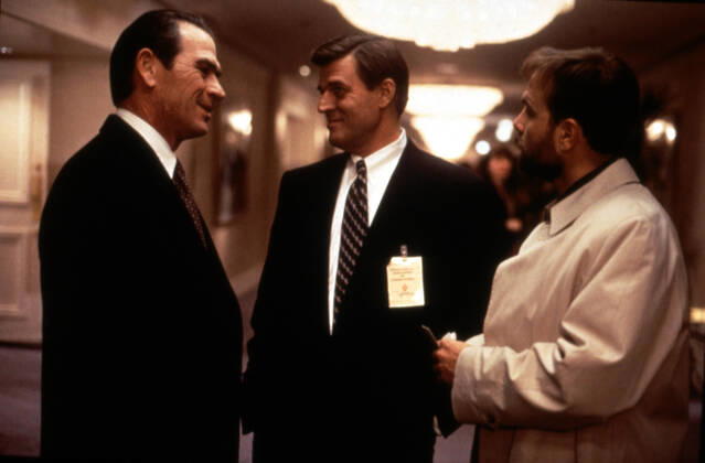 OSCARS. Bester Nebendarsteller. PreistrÃ¤ger 1991-2000 THE FUGITIVE, Tommy Lee Jones, Jeroen Krabbe, Joe Pantoliano, 1993, (c)Warner Bros. courtesy Everett Collection Warner Bros Courtesy Everett Collection !ACHTUNG AUFNAHMEDATUM GESCHÃ„TZT! PUBLICATIONXNOTxINxCANxCHNxFRAxITAxJPNxNORxPOLxRUSxESPxUKxUSA Copyright: xWarnerxBros CourtesyxEverettxCollectionx MSDFUGI EC038