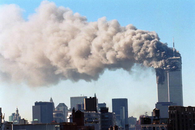 IMAGO History, Anschläge vom 11. September aus New York und Washington D.C 20 Jahre Anschläge vom 11. September: World Trade Center World Trade Center, NYC World Trade Center, New York City terrorist attack, September 11, 2001. New York NY USA Copyright: xChrisxTrotman DUOMO PCNx VV1272 106045