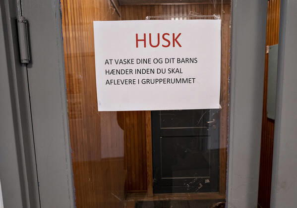 The nursery DUI in Aalborg opens again for the institutions children, Wednesday morning, April 15, 2020 Due to the corona crisis, the nursery has been closed, and after the nursery has been transformed indoors and outdoors, the children and the adult educators can keep a distance and wash their hands, Aalborg Jutland Denmark,  Copyright: HenningxBagger HenningxBaggerx COP102 spdk20200415-111903-L